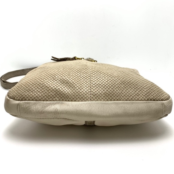 FOSSIL Ivory Cream Genuine Pebble Leather Crossbody Shoulder Bag Metallic Tote - Picture 2 of 16